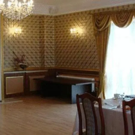 Julian Hotel