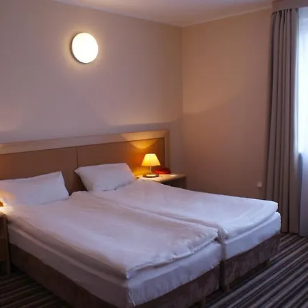 Julian 3* Szczecin