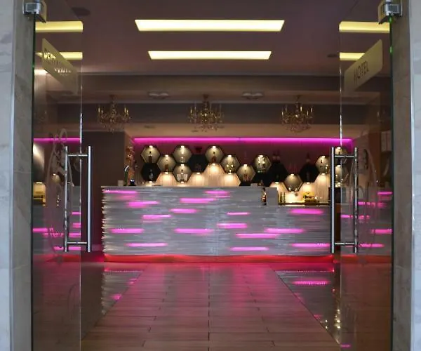 호텔 Julian 슈체친